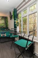 Jungle Lodge - B&B Rustington