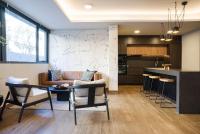 Parkside Oasis Luxe 2BR Retreat w Pool BBQ & Gym Access - B&B Santiago de Chile