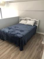 Cozy Downtown Modern Condo in the Heart of it all - Chambres d'hôtes Cleveland