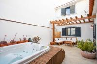 Cosy Cascais Retreat with private hot tub - Chambres d’hôtes Cascais
