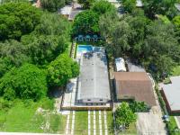 Heated Pool Private Backyard Free Parking - B&B Miami