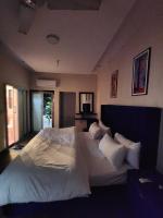 One Bed Luxury Apartment For Daily Bases - B&B Lahore