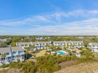 Beach Club Villa 27 - Oceanview Walkout by Beach and Pool - B&B Isle of Palms
