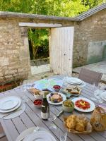 L'Ecrin de Chablis - Appartement avec cour privée - B&B Chablis