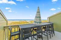 Mariner's Walk 12E - Modern Oceanfront Villa - B&B Isle of Palms