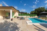 Villa Grandini Verde by Kompas Villas - B&B Juršići