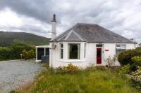 Hamara Luxury Portree Cottage with Hot Tub! - B&B Portree