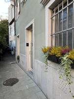 Habemus Loft -The Circle raffinato ed esclusivo Art-loft open space nel cuore storico pedonale di Trieste - B&B Trieste