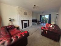 Lovely 3 Bedroom House 5 Minutes M6 or Carlisle - Bed and Breakfast Carlisle