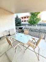 Large Prescott Home with 3-car Garage Central & Quiet - B&B Prescott