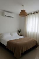 Hermoso apartamento cerca del Hotel Las Americas y Playa Azul - Chambres d’hôtes Carthagène