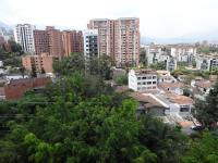 Amoblados Medellin Poblado Patio Bonito - B&B Medellín