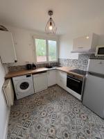 Apt 56m2, 2chambres,salon, parking, 5 mns C ville - B&B Besançon