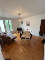 Apt 56m2, 2chambres,salon, parking, 5 mns C ville - B&B Besançon