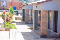 Dunduzu Village Lodge - B&B Katoto