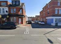 Cosy Modern Apartment by Bournemouth Station - B&B Bournemouth