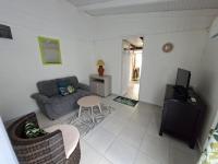 Charmant F2 créole - B&B Sainte-Luce