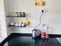 R J Homestay - Chambres d’hôtes Māvalli