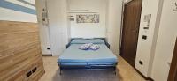 Estudio con sofá cama