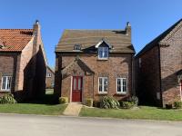 Seaview Cottage, The Bay Filey, sleeps 4, 2 dogs welcome - B&B Reighton