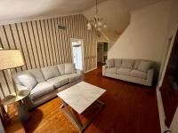 Lafayette House-5 BR Garden Kitchen & Free Parking - Bed and Breakfast Lafayette