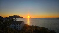 Central apartment, balcony, free parking - B&B Ålesund