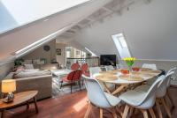 Big, Bright & Beautiful - with 6 Large Bedrooms - Ferienwohnung Bergen