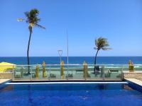 Lindo Studio ao Lado do Farol da Barra - Cozinha, Ar, Smart TV, Camareira, Psicina - Bed and Breakfast Salvador