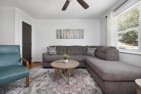 Steps from Boone Lake! 3BR home with hot tub - B&B Boones Creek