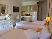 Deluxe Double Studio