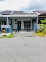 Homestay Rumahku Jana - B&B Kamunting