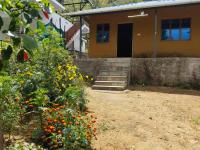 BREEZE GARDEN MUD HOUSE Home Stay - B&B Kānthalūr