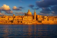 Exclusive Seafront Townhouse Central Sliema, Valletta Sea view - B&B Sliema