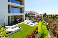 Star Lit Jacuzzi Apartment - Chambres d’hôtes Câmara de Lobos