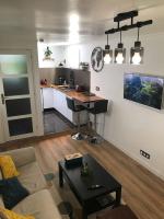 Charmant Studio indépendant - B&B Louvres