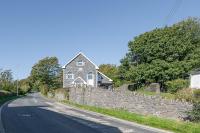 Long Stays, Hot Tub, 3 Bedroom, Unique Getaway, Sleeps 6, Car & Van Parking - Ferienwohnung Morfa Bychan