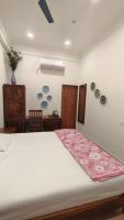 Double or Twin Room with Bathroom