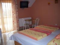 Chambre Familiale (2 Adultes + 1 Enfant)