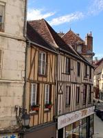 Les Hauteurs de Tonnerre - Centre Ville - B&B Tonnerre