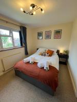 Cosy Contractor House with Garden & Parking! - Chambres d'hôtes Yeovil