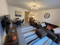Cosy Contractor House with Garden & Parking! - Chambres d'hôtes Yeovil