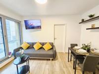 Luxury 1 BR flat with parking - B&B Lussemburgo