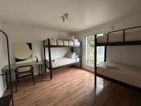 Camera Quadrupla con Bagno in Comune 