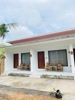 PAN Homestay - B&B Katilampak