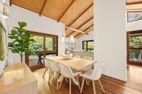 Yarra Flynns Beach - family home with pool & spa - B&B Port Macquarie