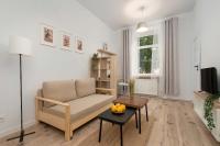 Beige Apartment Near Łódź Fabryczna Perfect for Remote Work by Noclegi Renters - B&B Lodz
