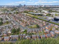 3 Bedroom house with 5 beds and Parking 18LW - B&B Manchester