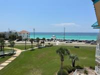 Amalfi Gulf Views! Pools Steps to Beach Family-friendly - Chambres d'hôtes Destin