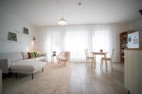 Nature Escape in Lahemaa Bright 1-Bedroom Apartment with Terrace - B&B Kolga