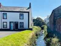 Old Post Office By The Sea - B&B Allonby